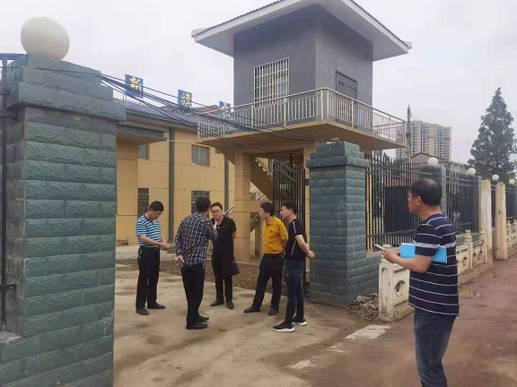 荊州市水利局領導對沿湖灌區新旗泵站進行單位工程驗收