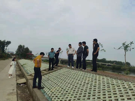 ?荊州市水利局領導對洪排河綜合治理工程進行工程驗收